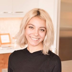 Meet your Posher, Dayna